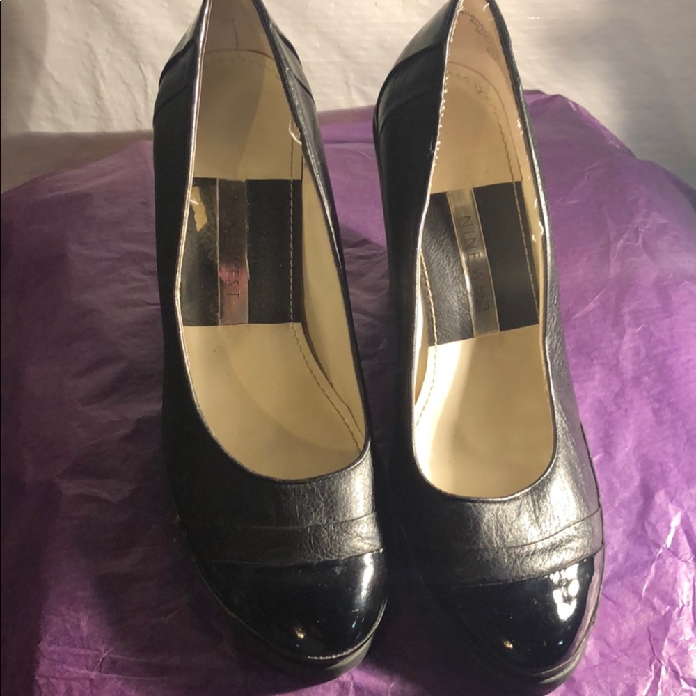 Size 9 black Nine West wedge
